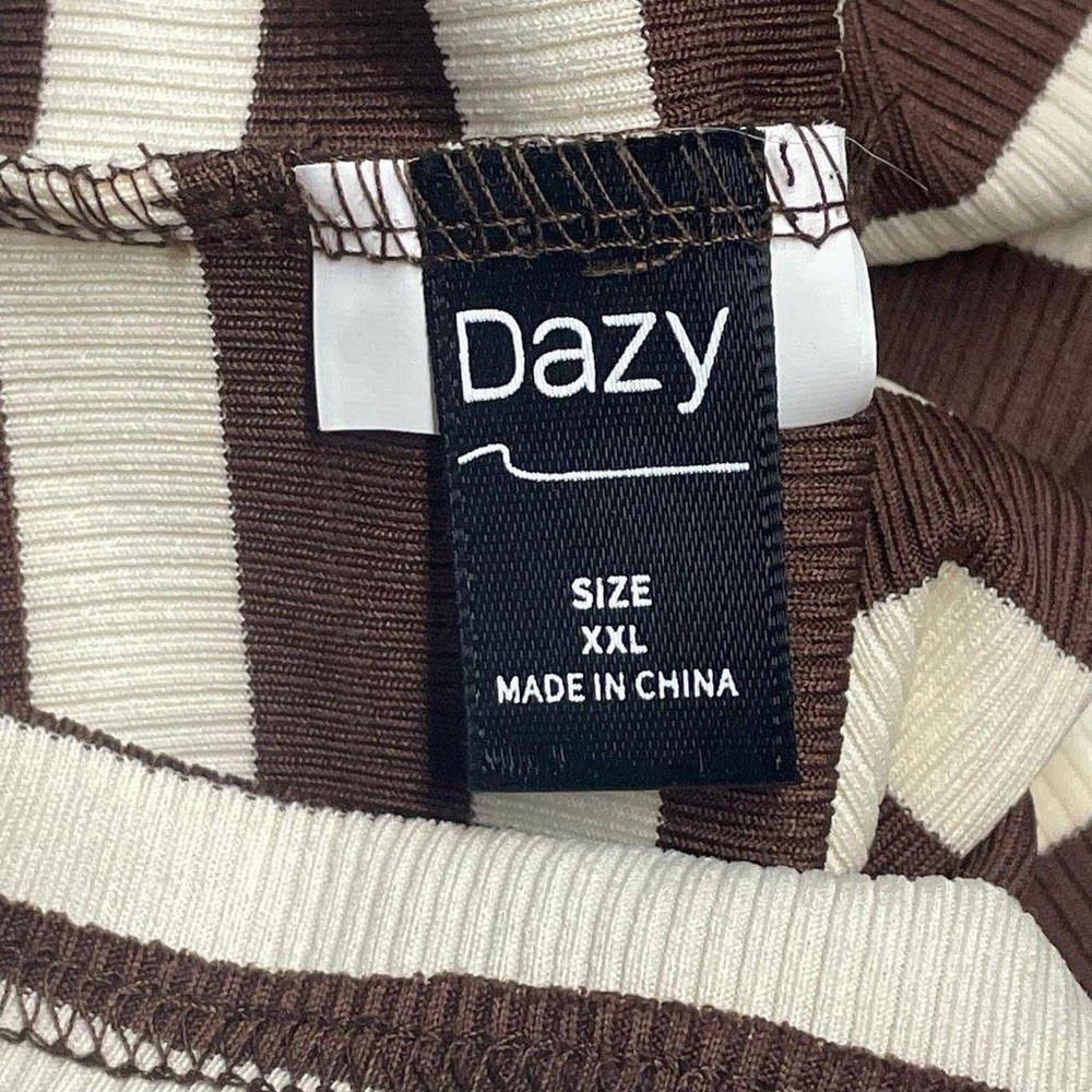 Dazy Brown‎ and Cream Striped Scoop Neck Tank - Picture 3 of 5